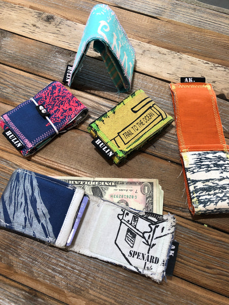 Card pouch cash wrap